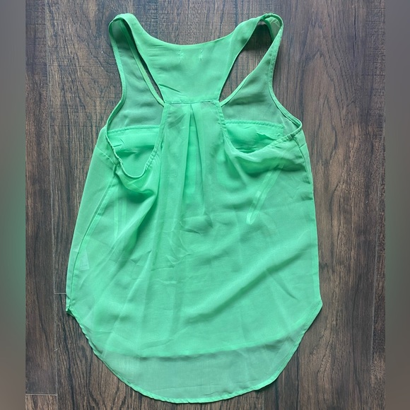 Dynamite Green Blouse - Picture 3 of 3